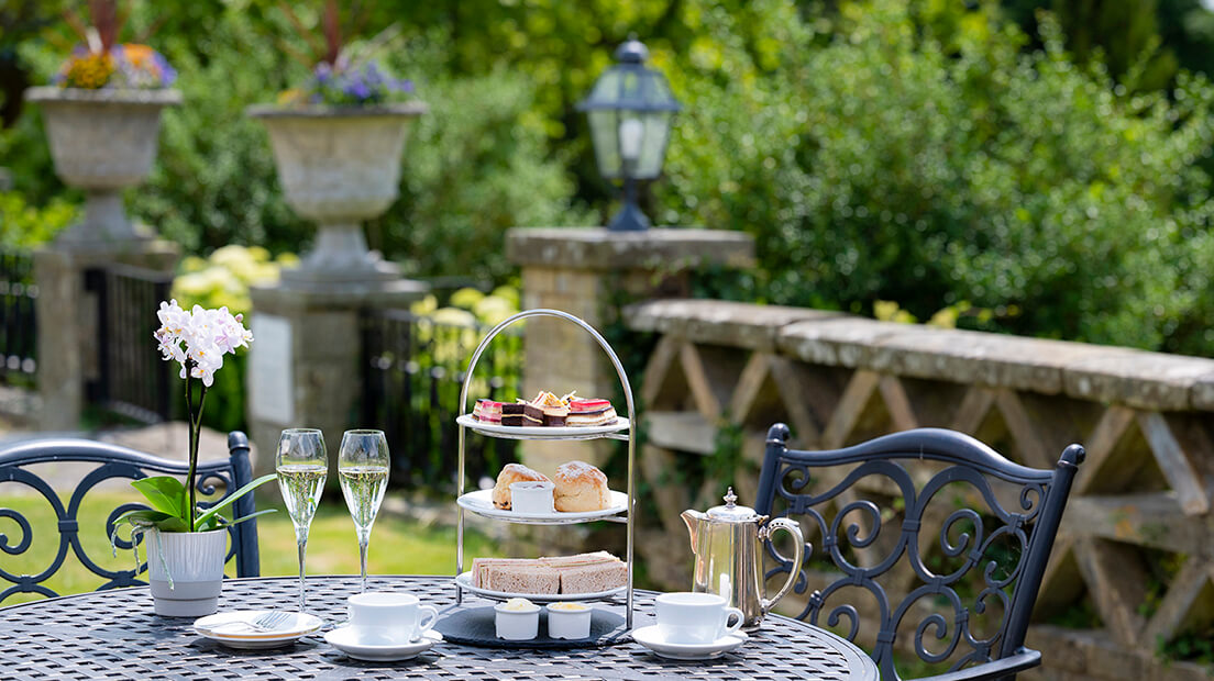 Alfresco Dining